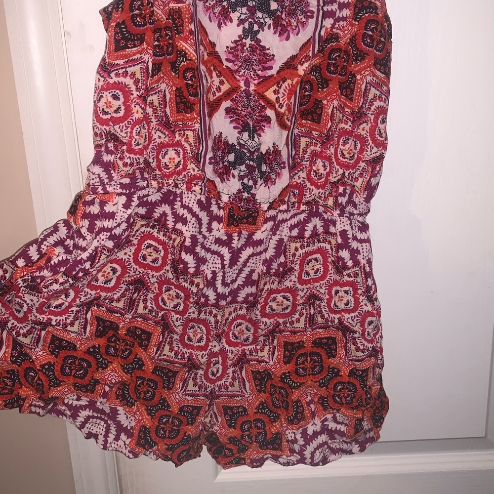 Romper - Picture 3 of 4